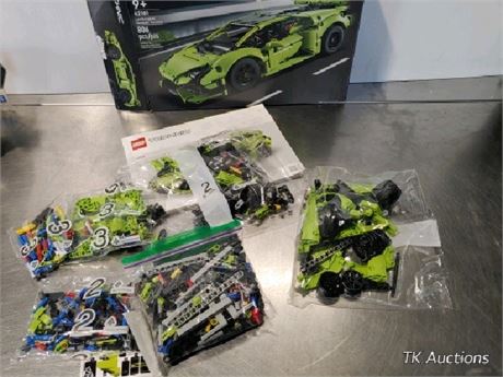 TK Auctions - LEGO Technic Lamborghini